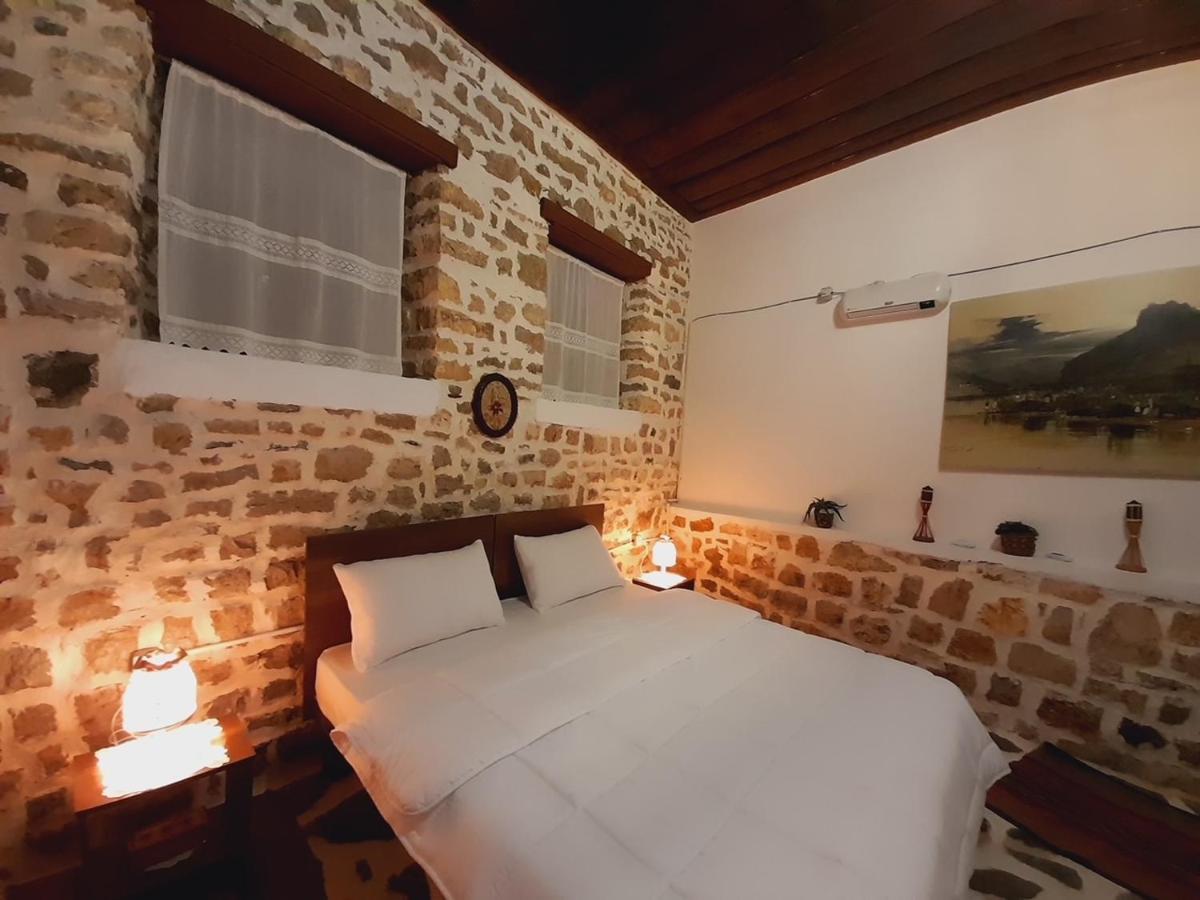 Gorica'S Bridge Hotel Berat Dış mekan fotoğraf