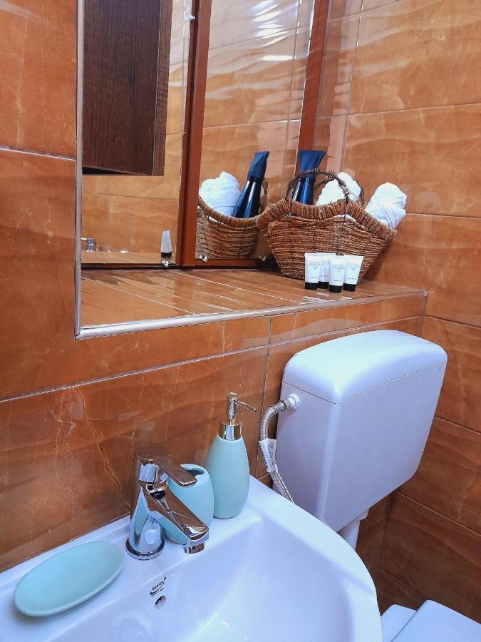 Gorica'S Bridge Hotel Berat Dış mekan fotoğraf